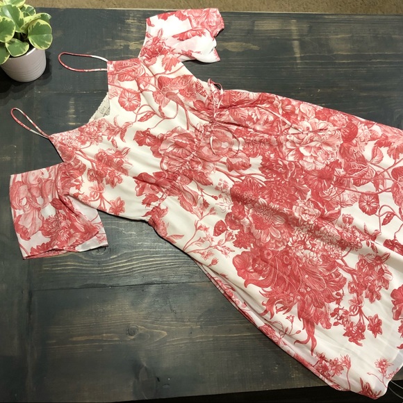 LOFT Dresses & Skirts - ✨ LOFT cold shoulder midi dress sz LP